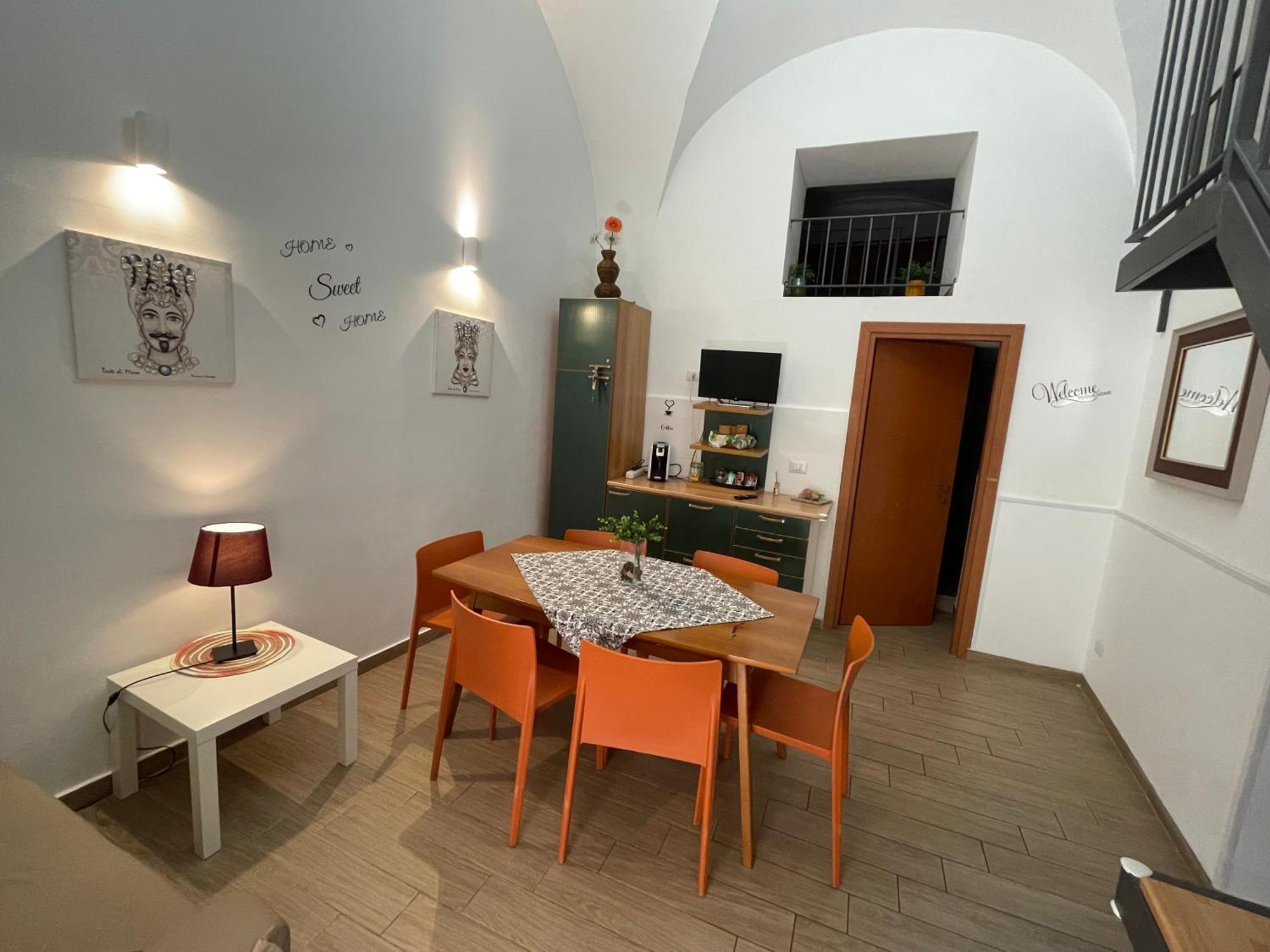 Appartement Due Passi Dal Centro à Catane Extérieur photo